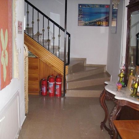 Cesme Vural Apart Hotel ภายนอก รูปภาพ