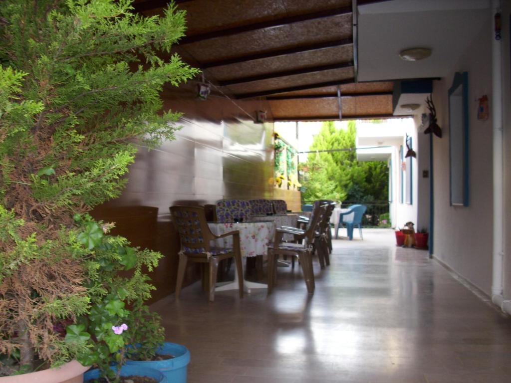 Cesme Vural Apart Hotel ภายนอก รูปภาพ